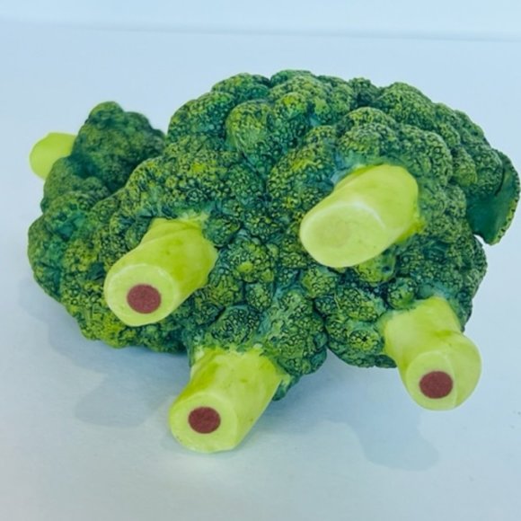 Home Grown figurine Enesco Anthropomorphic animal vegetable Broccoli Camel gift - Picture 5 of 6